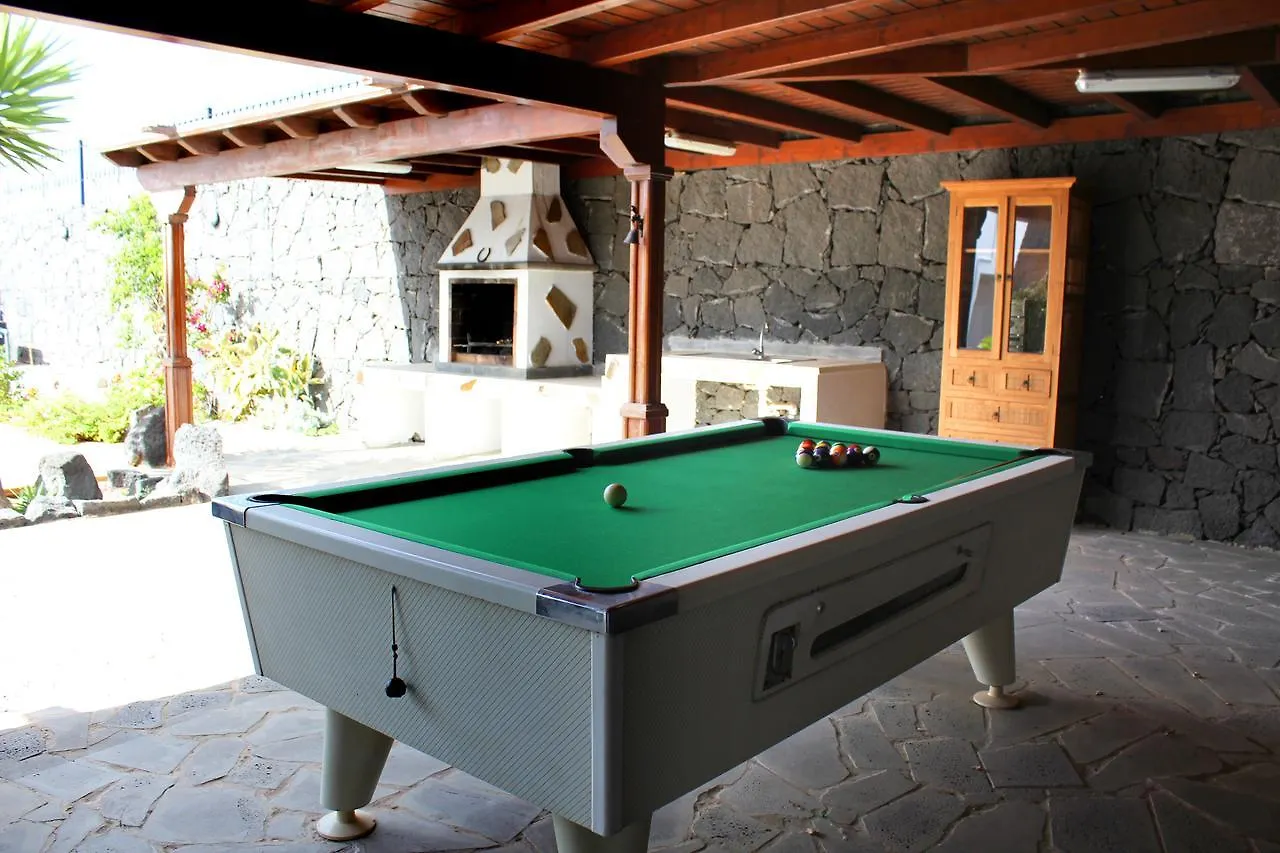 Villa Leonard Playa Blanca
